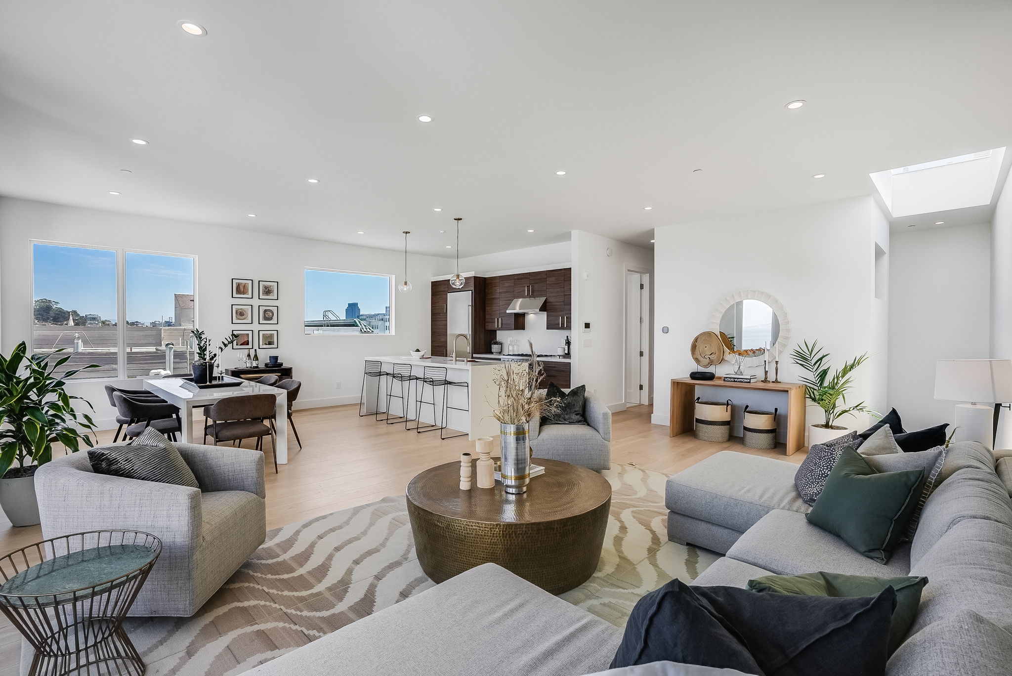 2046 Filbert Street - Image 18